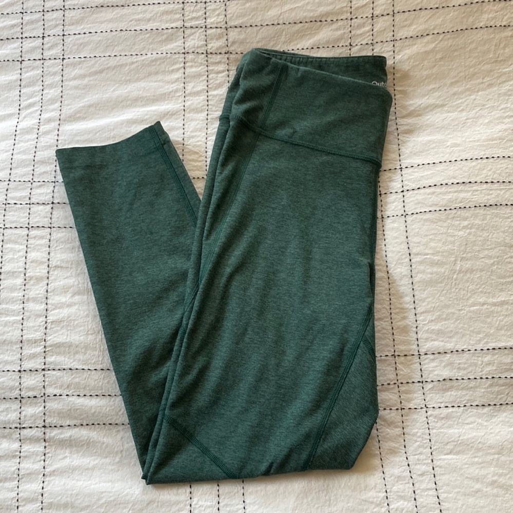 Outdoor Voices • 3/4 leggings